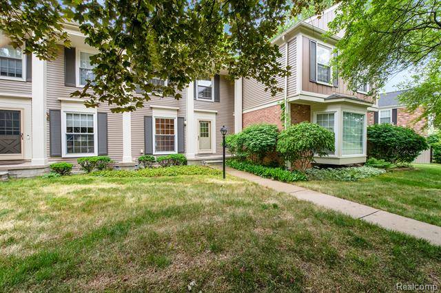 1322 BROOK Lane, Rochester Hills, MI 48306