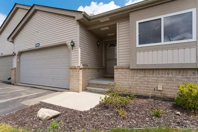 18009 WILSON Street, Grand Blanc, MI 48439