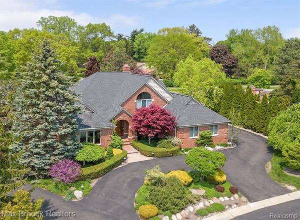 3018 W RIDGE  Court,  Bloomfield Hills,  MI 48302