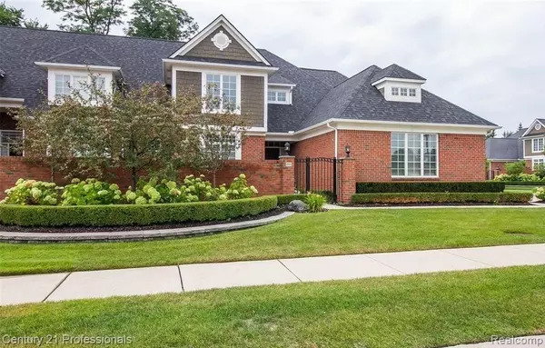 3941 APPALOOSA Drive, Troy, MI 48084