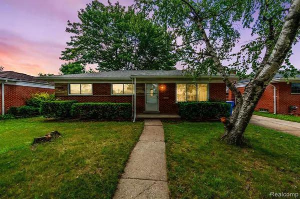 29327 ORVYLLE Drive, Warren, MI 48092