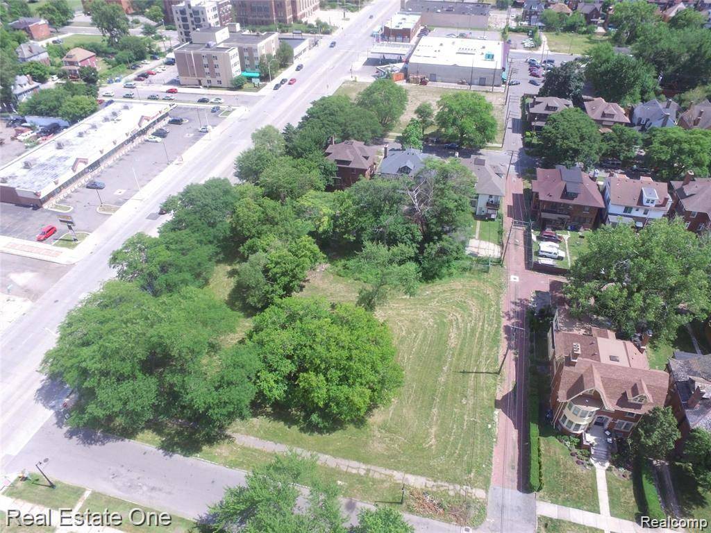 35 EDISON Street, Detroit, MI 48202