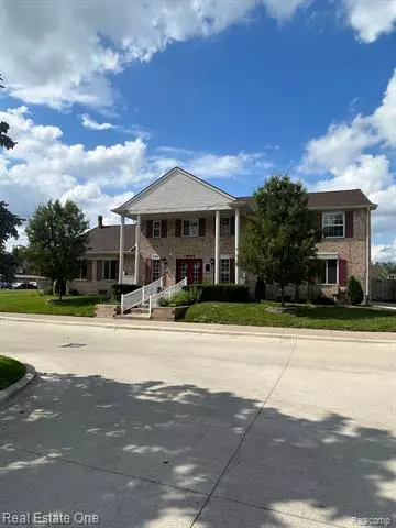 13395 DENVER Circle S 2, Sterling Heights, MI 48312