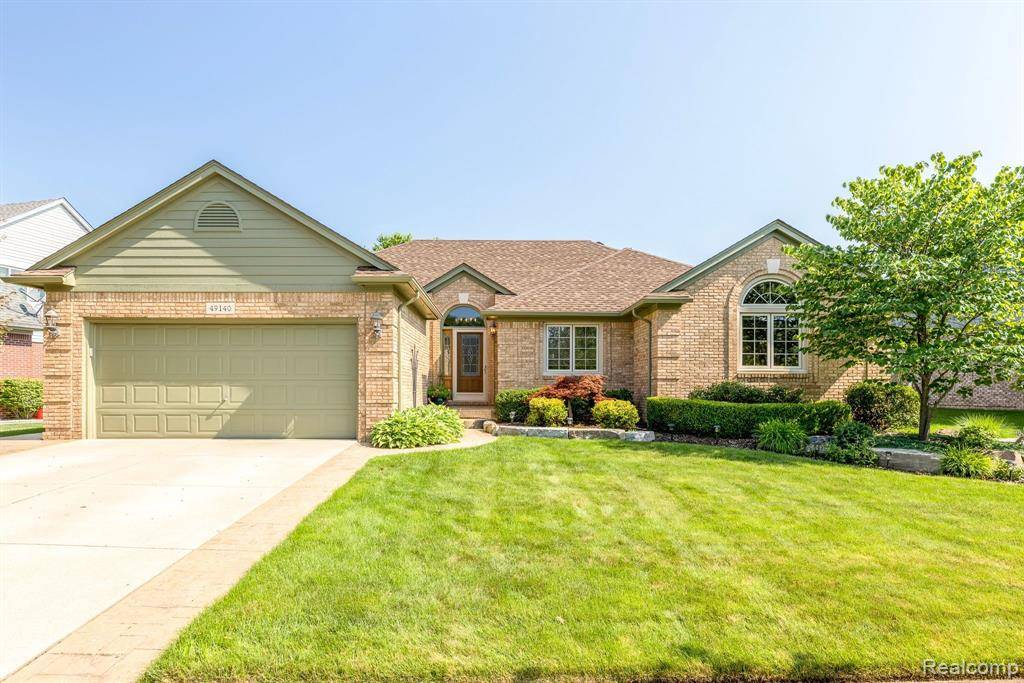 49140 FRANCES Drive, Macomb Twp, MI 48044