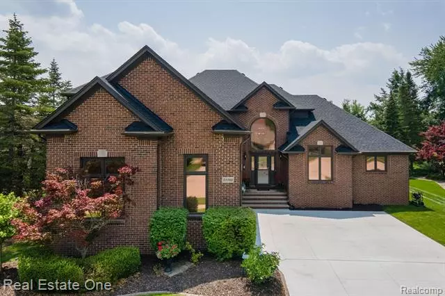 Macomb Twp, MI 48044,21098 CERVANTES Court