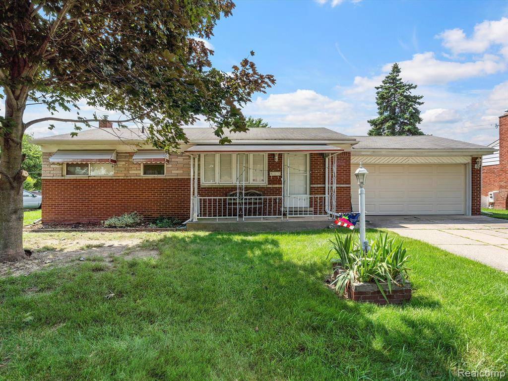 34609 WHITTAKER Street, Clinton Twp, MI 48035