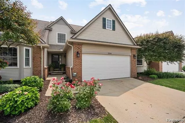 2558 KATSURA LN, Oceola Twp, MI 48855