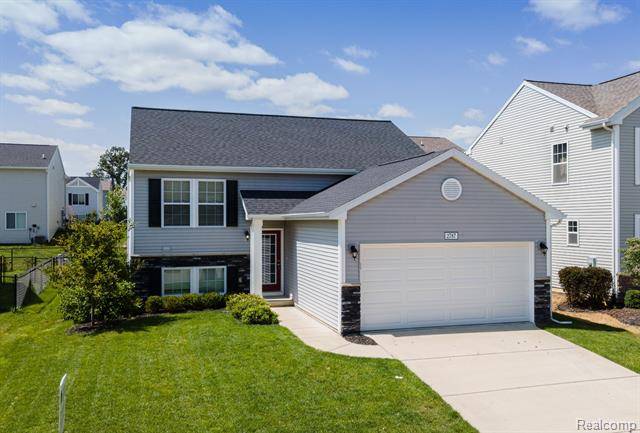 2787 W FORK RIVER Drive, Handy Twp, MI 48836