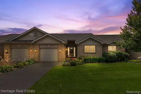 22185 QUAIL RUN Circle 3,  South Lyon,  MI 48178