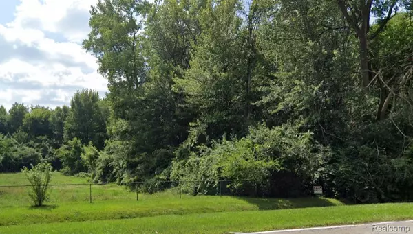 Bloomfield Twp, MI 48304,4.8 Acres Westview Road