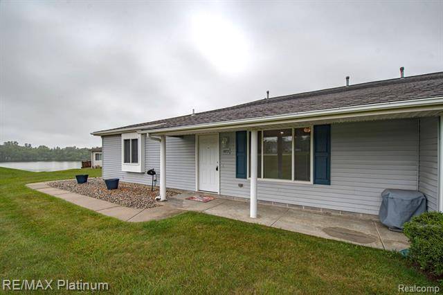 1073 E LAKEPARK Circle A, Mundy Twp, MI 48439