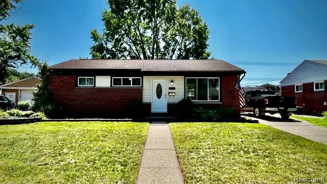 6726 BISON Street, Westland, MI 48185