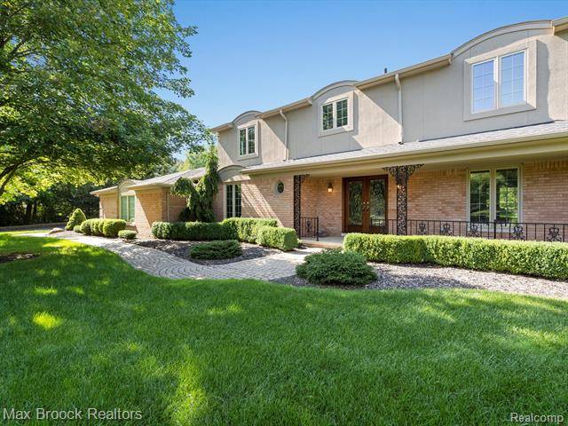 4444 ARDMORE Court, Bloomfield Twp, MI 48302