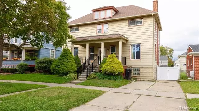 Wyandotte, MI 48192,114 POPLAR Street