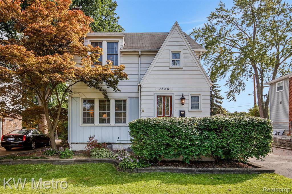 1355 W SELFRIDGE Boulevard, Clawson, MI 48017