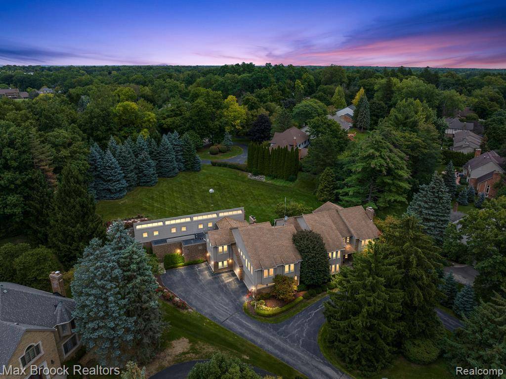470 STONERIDGE Lane, Bloomfield Twp, MI 48302