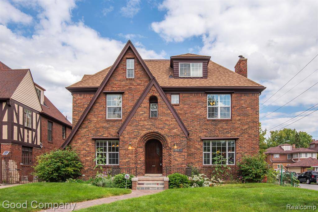 Detroit, MI 48221,17302 WILDEMERE Street