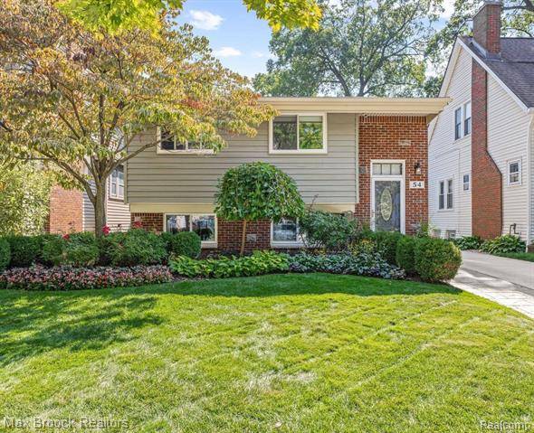 Pleasant Ridge, MI 48069,54 WELLESLEY Drive