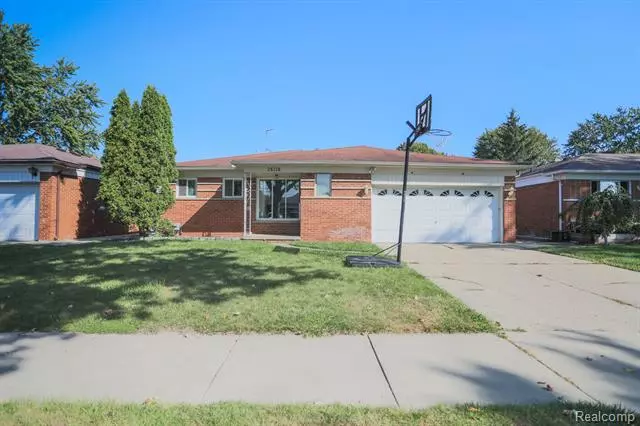 26118 NEWPORT Avenue, Warren, MI 48089