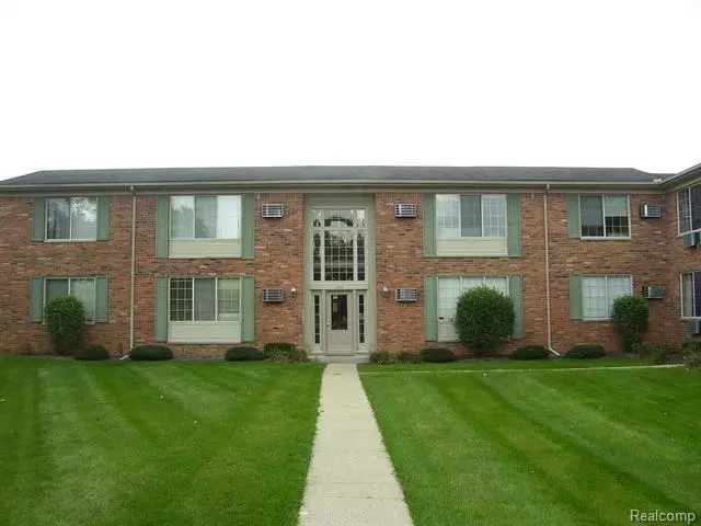 436 ROMEO Road 312, Rochester, MI 48307