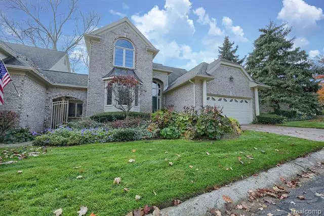 48685 Beaver Creek  Drive, Plymouth Twp, MI 48170