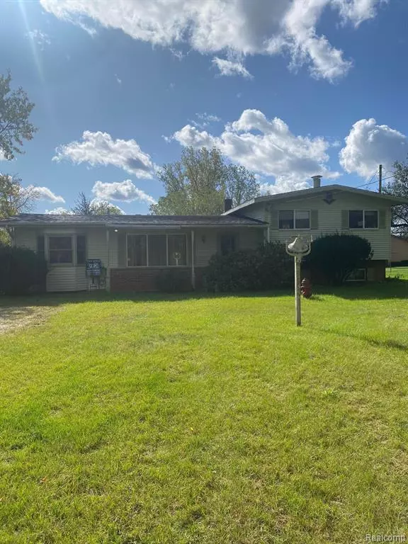 6035 W M 36, Unadilla Twp, MI 48169