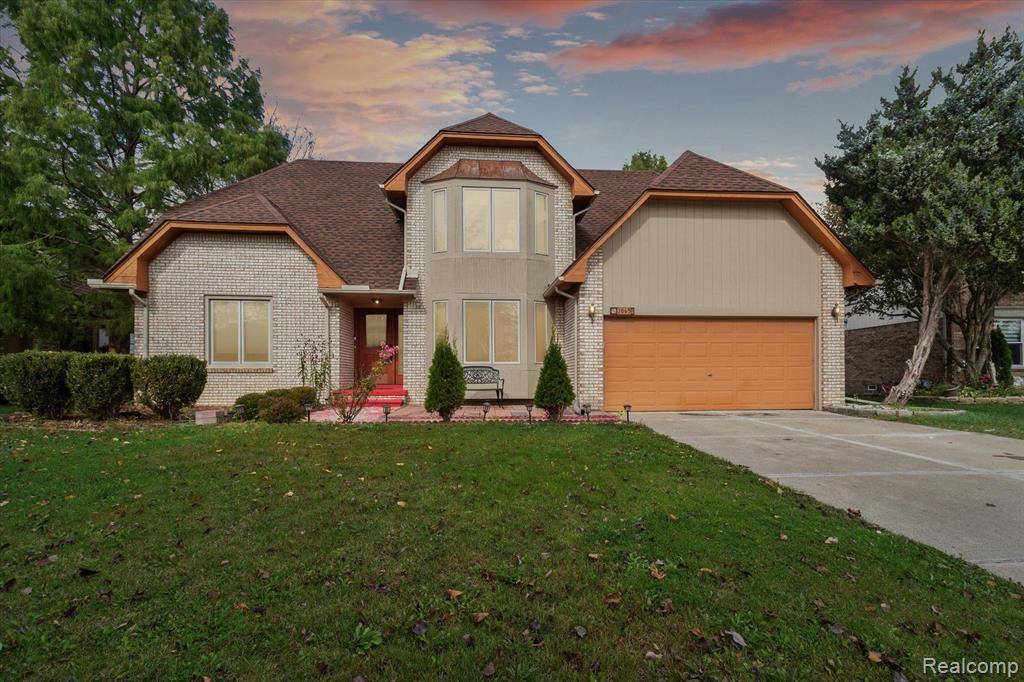 2865 WOODFORD Drive, Sterling Heights, MI 48310