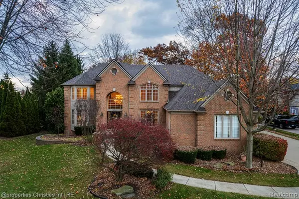 5786 CONCORD Court,  Troy,  MI 48098
