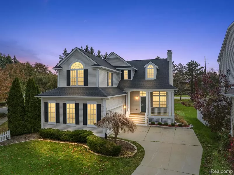 1143 FOUNTAIN VIEW Lane, Oxford Twp, MI 48371