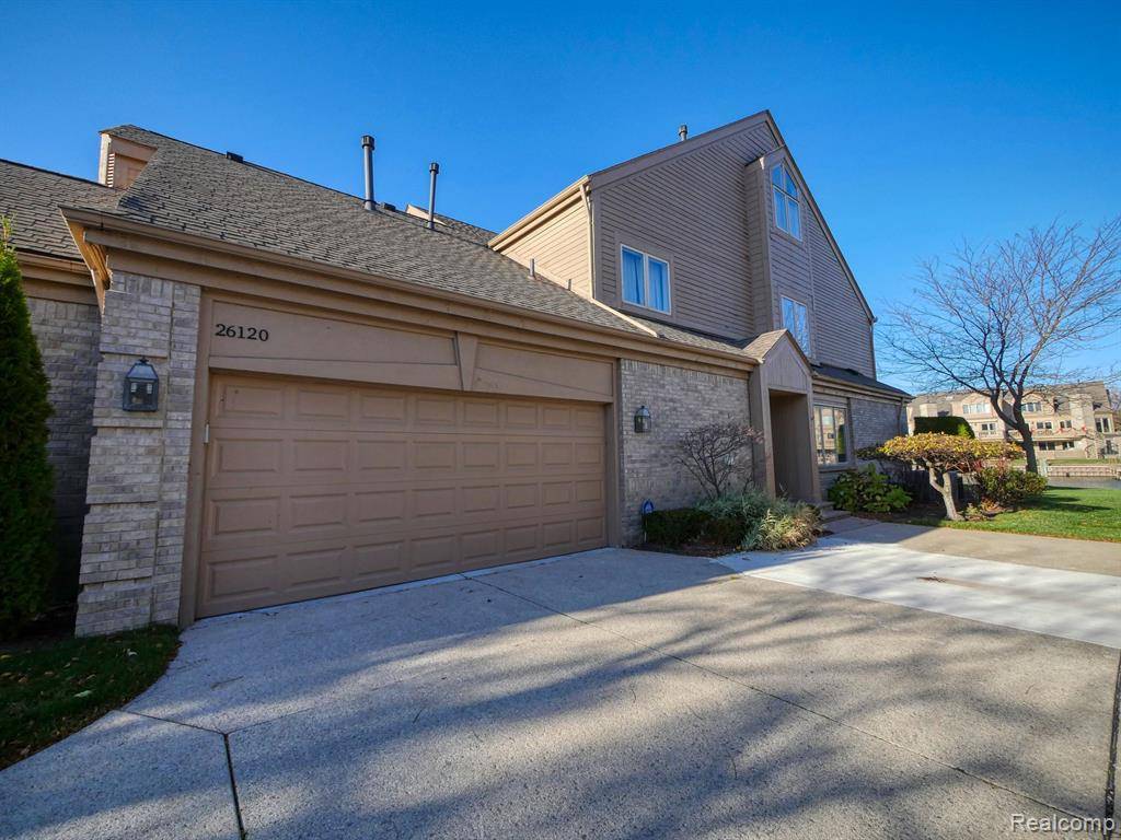Harrison Twp, MI 48045,26120 HARBOUR POINTE Drive S