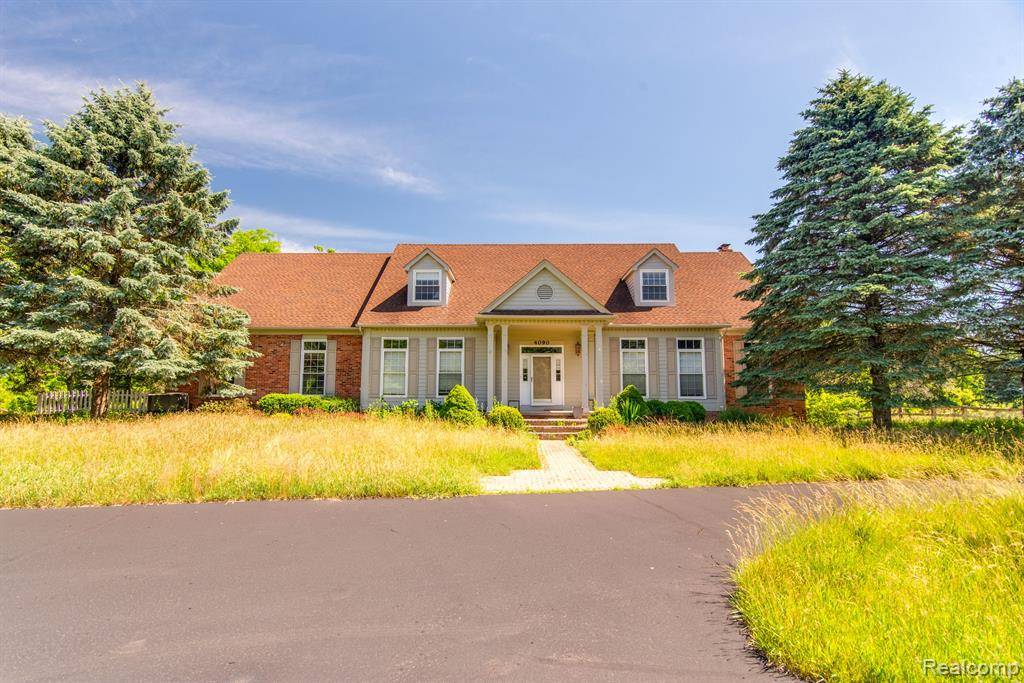 4090 PERRYVILLE Road, Groveland Twp, MI 48462