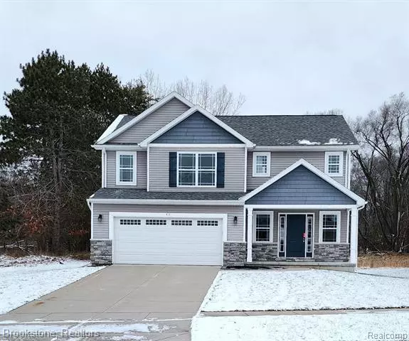 415 EDGEWOOD Pass, Fenton, MI 48430