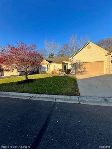 34142 BIRCHWAY Circle 19, Sterling Heights, MI 48312