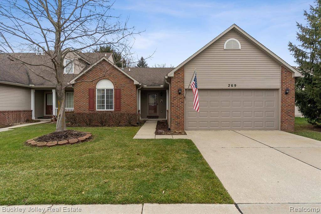 269 REDMAPLE Lane 6 19, Brighton, MI 48116