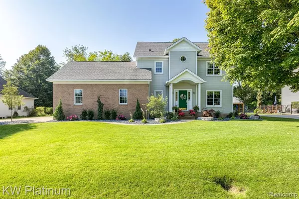 2879 SHOREWOOD Boulevard, Fort Gratiot Twp, MI 48059