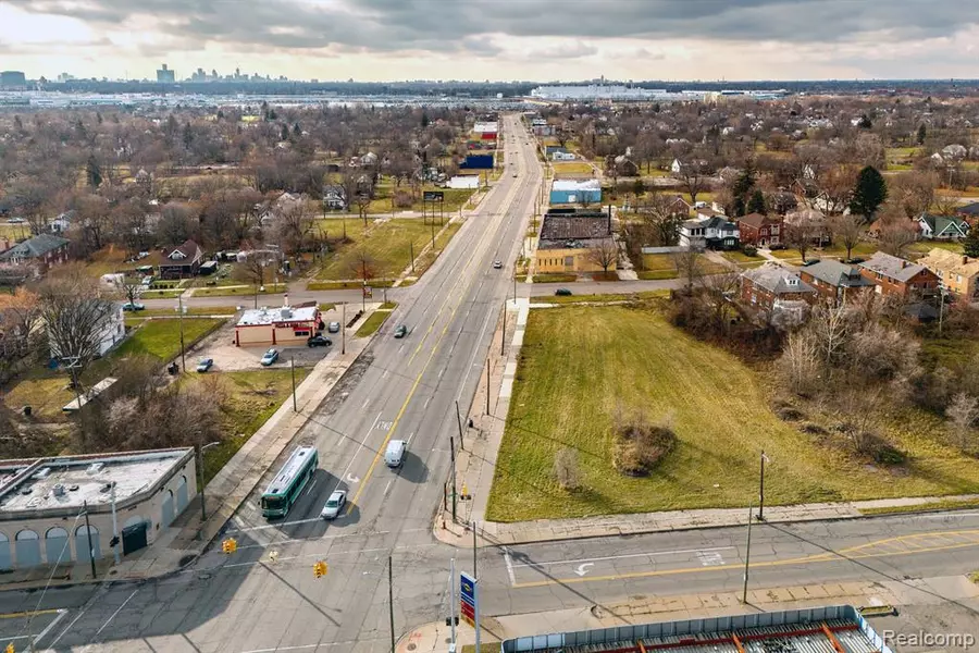 14301 Mack Avenue, Detroit, MI 48215