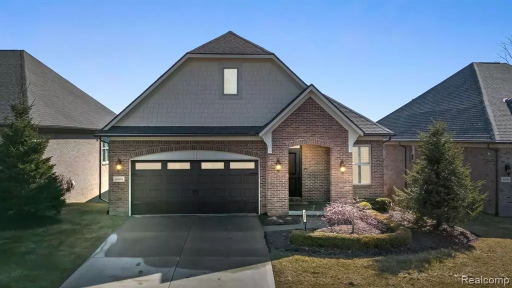 4008 VENDOME Drive, Auburn Hills, MI 48326