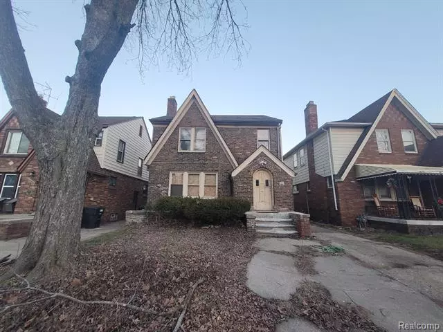 16170 ROSELAWN Street, Detroit, MI 48221