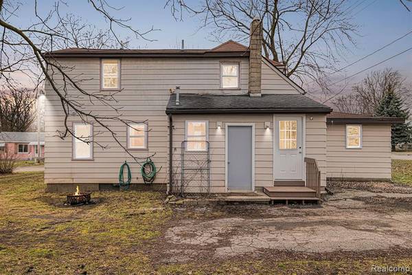 3079 WALTON Avenue,  Flint Twp,  MI 48504