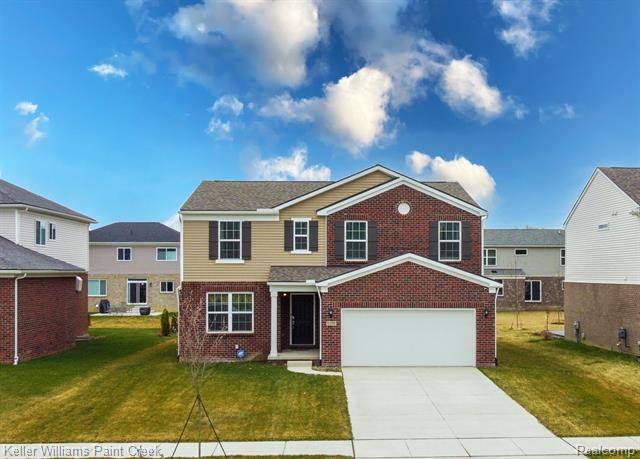 5256 WOODS Drive, Sterling Heights, MI 48310