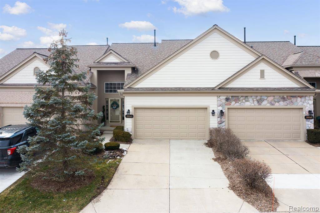 39543 CHAMPION, Northville Twp, MI 48168