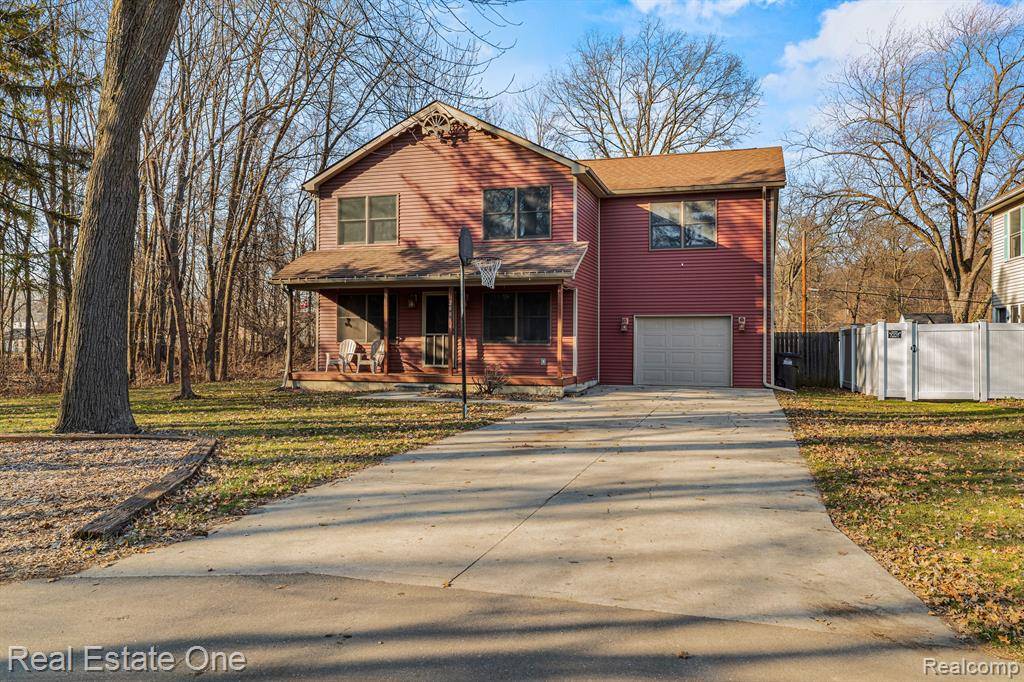26096 AIRLINE Street, Taylor, MI 48180