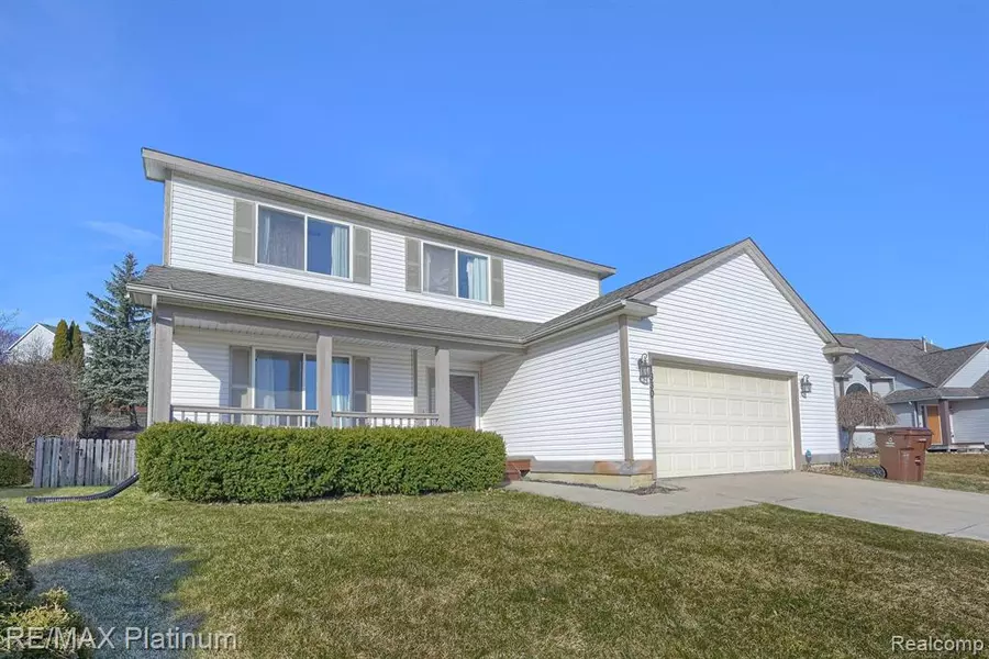 1330 EDGEBROOK Drive, Howell, MI 48843