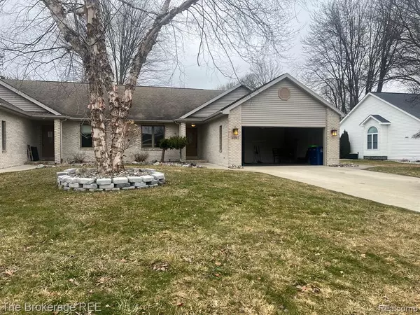 6110 NORMANDY Drive, Saginaw, MI 48638