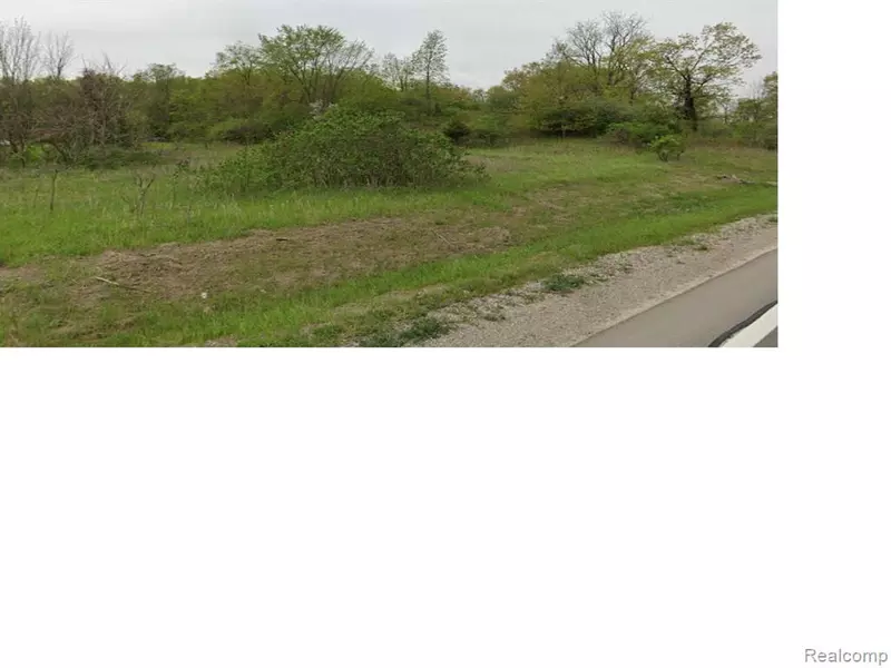 00000 White Lake Rd, White Lake Twp, MI 48386