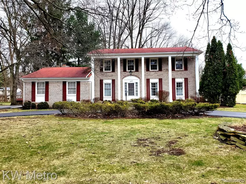 16824 SHREWSBURY Street, Livonia, MI 48154