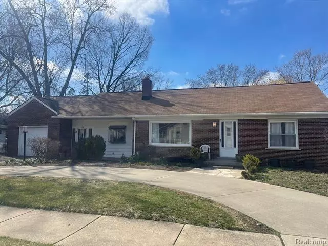 638 NAHMA Avenue, Clawson, MI 48017
