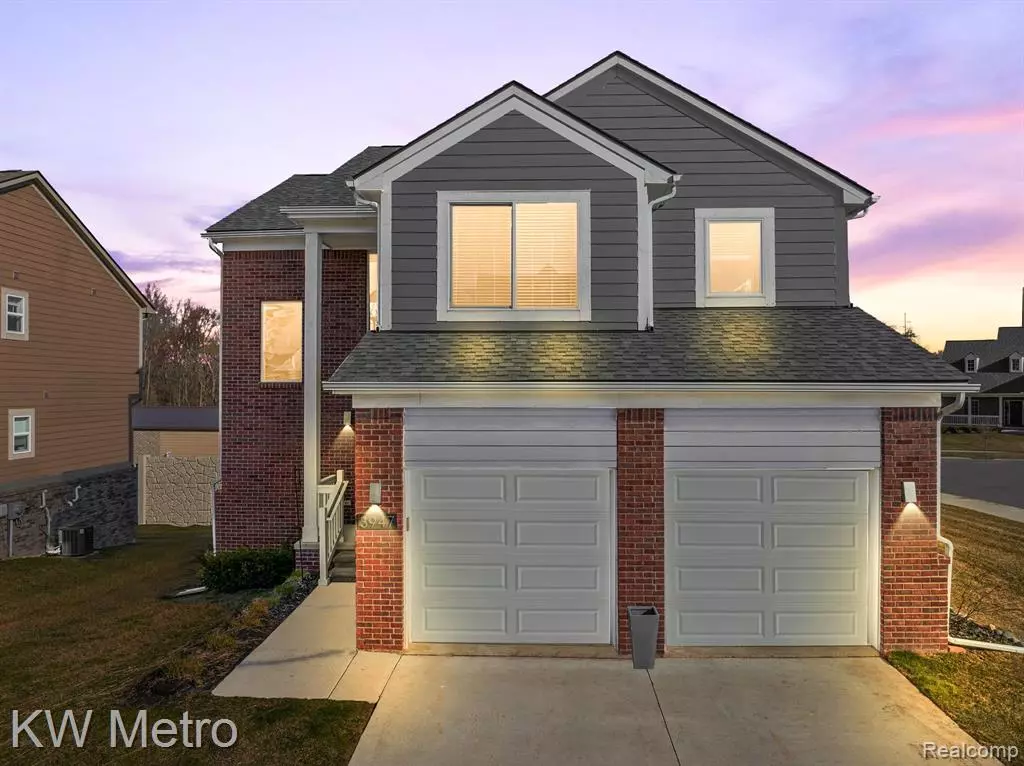 Auburn Hills, MI 48326,3947 MAPLE Lane