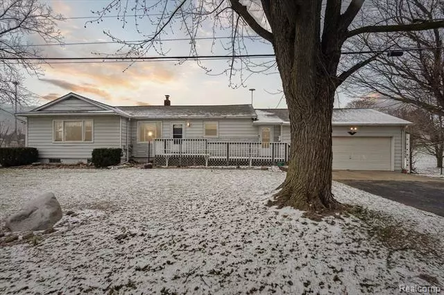 3488 Bronson Lake Road, Oregon Twp, MI 48446