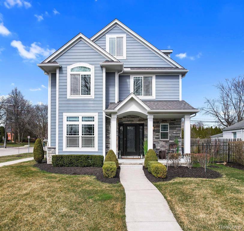 2005 DORCHESTER Road, Birmingham, MI 48009